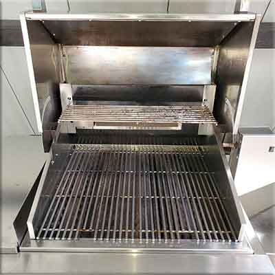 Professionally Cleaned BBQ Grill Professionally Cleaned BBQ Grill